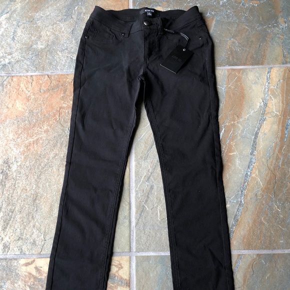 Active USA - Black Skinny Stretch Jeans  NWT SMALL - Picture 2 of 7
